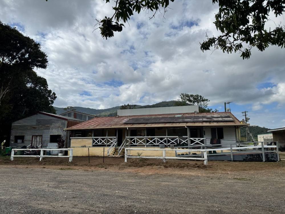 The old pub at Kuttabul